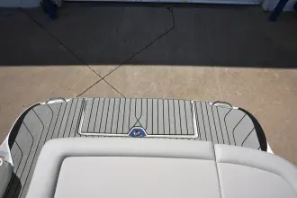 Thumbnail von Sea Ray SLX 260