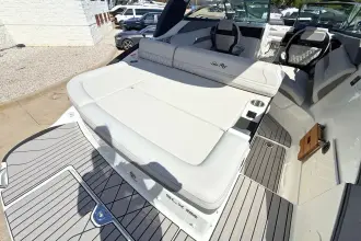 Thumbnail von Sea Ray SLX 260