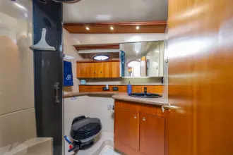 Thumbnail von Cruisers Yachts 447 Sedan