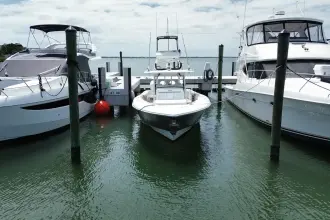 Thumbnail von Everglades 435 CC
