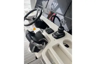 Thumbnail von Everglades 435 CC