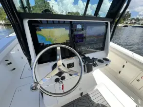 Thumbnail von World Cat 325 CC