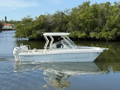World Cat 230 DC