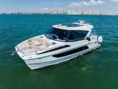 Aquila 36 Sport