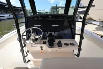 Thumbnail von Boston Whaler 330 Outrage