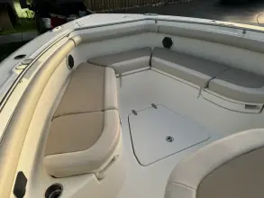 Thumbnail von Boston Whaler 350 Outrage