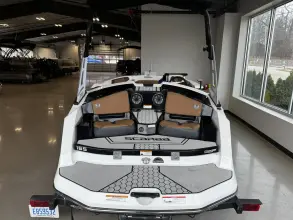 Thumbnail von Scarab Boats 165 ID