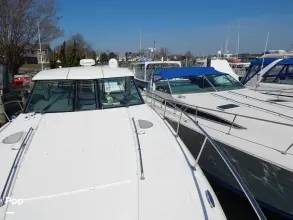 Thumbnail von Cruisers Yachts 390 Express Coupe