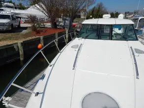 Thumbnail von Cruisers Yachts 390 Express Coupe