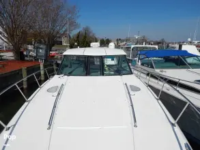 Thumbnail von Cruisers Yachts 390 Express Coupe