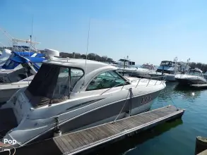 Thumbnail von Cruisers Yachts 390 Express Coupe