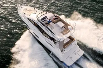 Thumbnail von Sea Ray Fly 400 Aquaholic