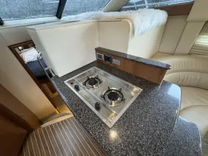 Thumbnail von Meridian 341 Sedan