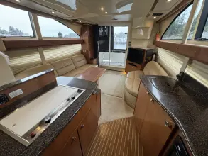 Thumbnail von Meridian 341 Sedan