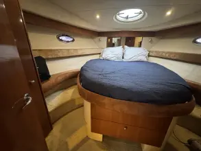 Thumbnail von Meridian 341 Sedan
