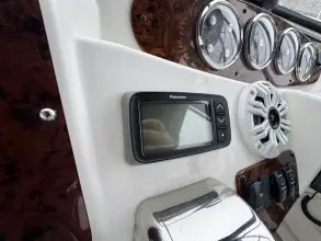 Thumbnail von Meridian 341 Sedan