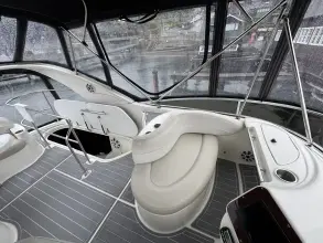 Thumbnail von Meridian 341 Sedan