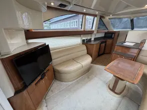 Thumbnail von Meridian 341 Sedan