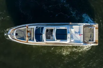 Thumbnail von Azimut S7