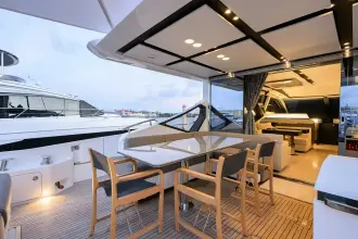 Thumbnail von Azimut S7