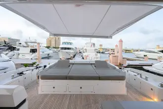 Thumbnail von Azimut S7