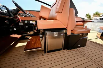 Thumbnail von Cruisers Yachts 38 GLS OB