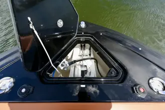 Thumbnail von Cruisers Yachts 38 GLS OB