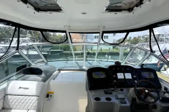 Thumbnail von Cruisers Yachts 405 Express Motoryacht