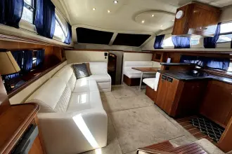 Thumbnail von Cruisers Yachts 405 Express Motoryacht