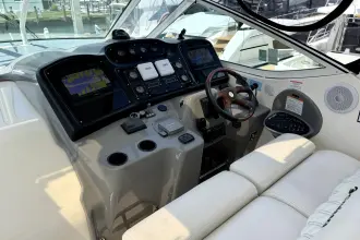 Thumbnail von Cruisers Yachts 405 Express Motoryacht