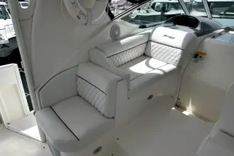 Thumbnail von Cruisers Yachts 405 Express Motoryacht