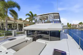 Thumbnail von Leopard 46 Powercat  Better Now