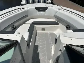 Thumbnail von Robalo R317 DUAL CONSOLE