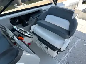 Thumbnail von Robalo R317 DUAL CONSOLE