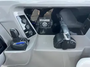 Thumbnail von Robalo R317 DUAL CONSOLE