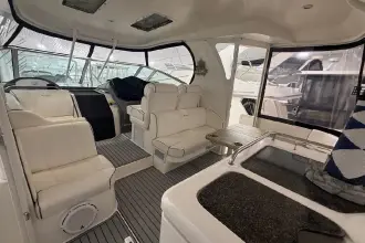 Thumbnail von Cruisers Yachts 405 Express Motoryacht WASTIN' AWEIGH