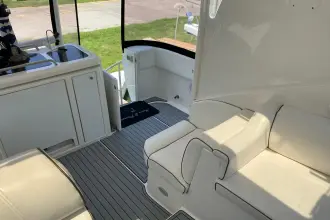 Thumbnail von Cruisers Yachts 405 Express Motoryacht WASTIN' AWEIGH