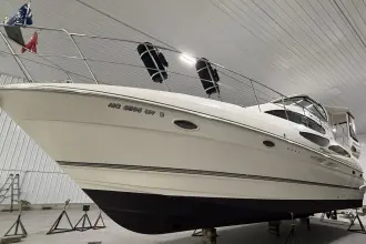 Thumbnail von Cruisers Yachts 405 Express Motoryacht WASTIN' AWEIGH