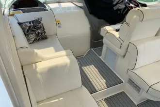 Thumbnail von Cruisers Yachts 405 Express Motoryacht WASTIN' AWEIGH