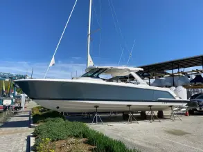 Thumbnail von Tiara Yachts 43LS