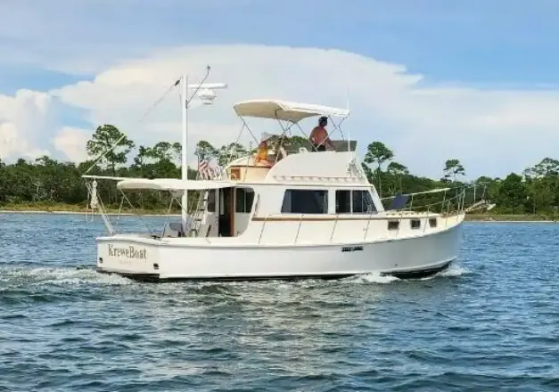 Duffy 35 Flybridge Kreweboat