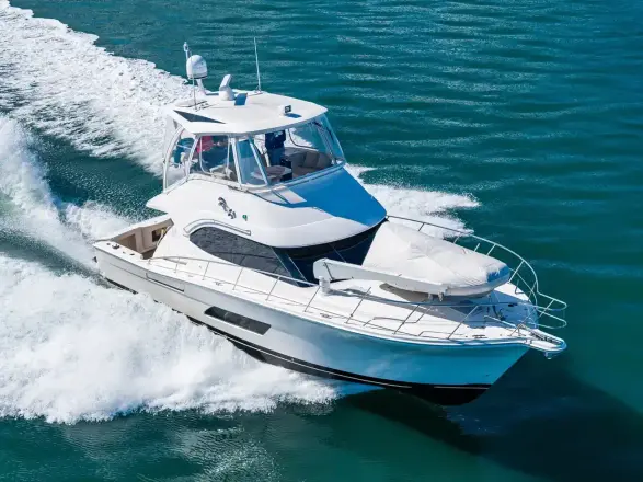 Riviera 43 Open Flybridge THERAPY