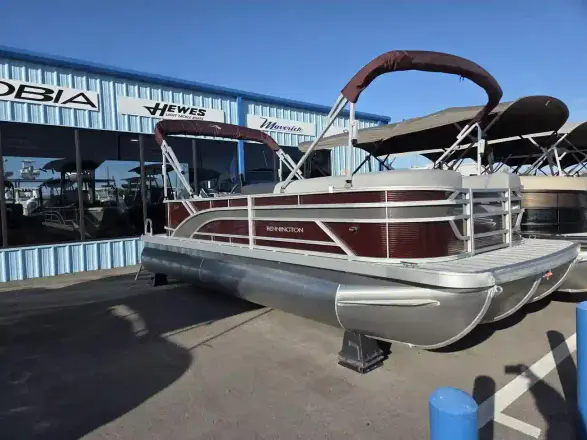 Bennington 22 SL