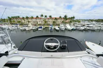 Thumbnail von Viking 72 Convertible TAMI ANN