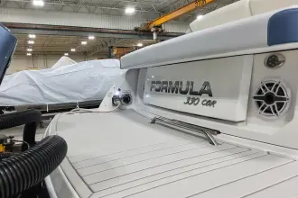 Thumbnail von Formula 330 Bowrider
