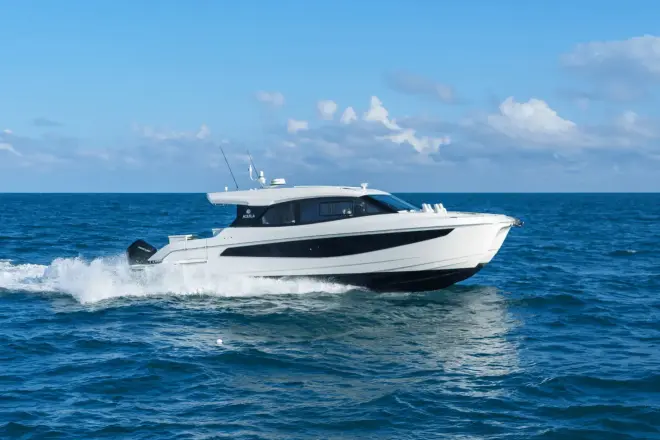 Aquila 42 Coupe