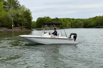 Thumbnail von Boston Whaler 170 Montauk