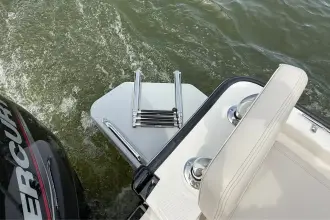 Thumbnail von Boston Whaler 170 Montauk