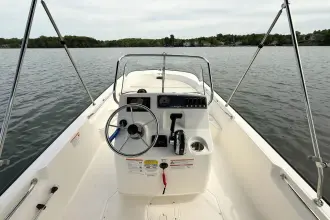 Thumbnail von Boston Whaler 170 Montauk