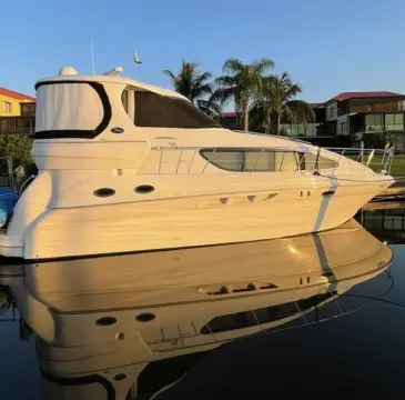 Sea Ray 390 Motor Yacht